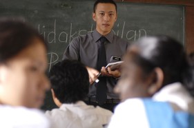 I tell you, he’s actually looking at the camera…